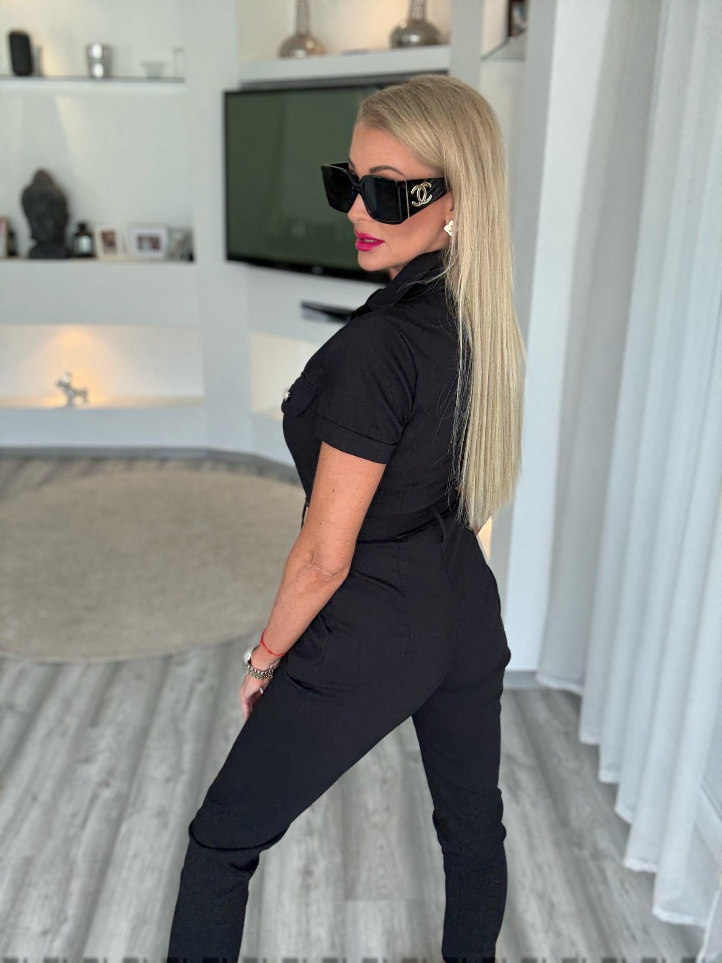 TAMARA overal fekete 