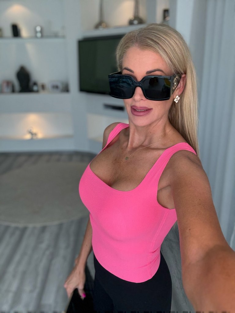 LINDA felső mellbetéttel pink