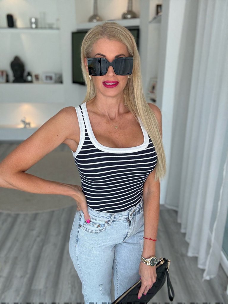 LULU csíkos atléta fekete 