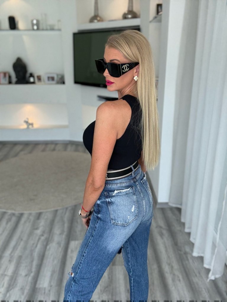 ST.TROPEZ crop top fekete 