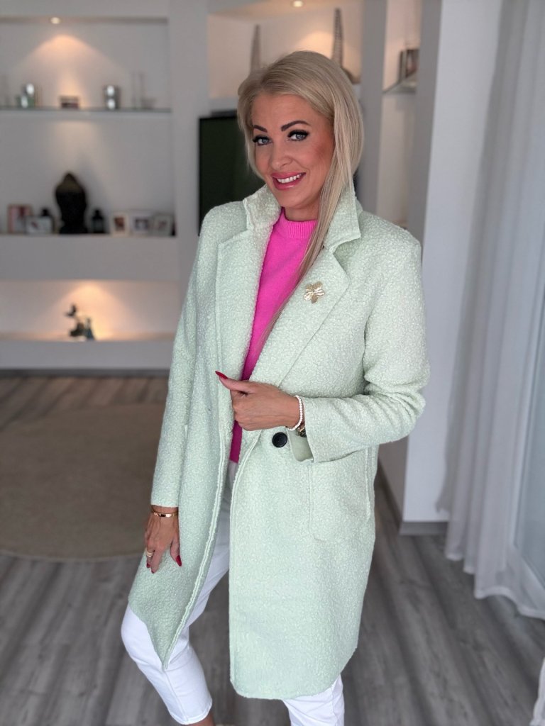 MACI egyenes szabású kabát alma zöld.