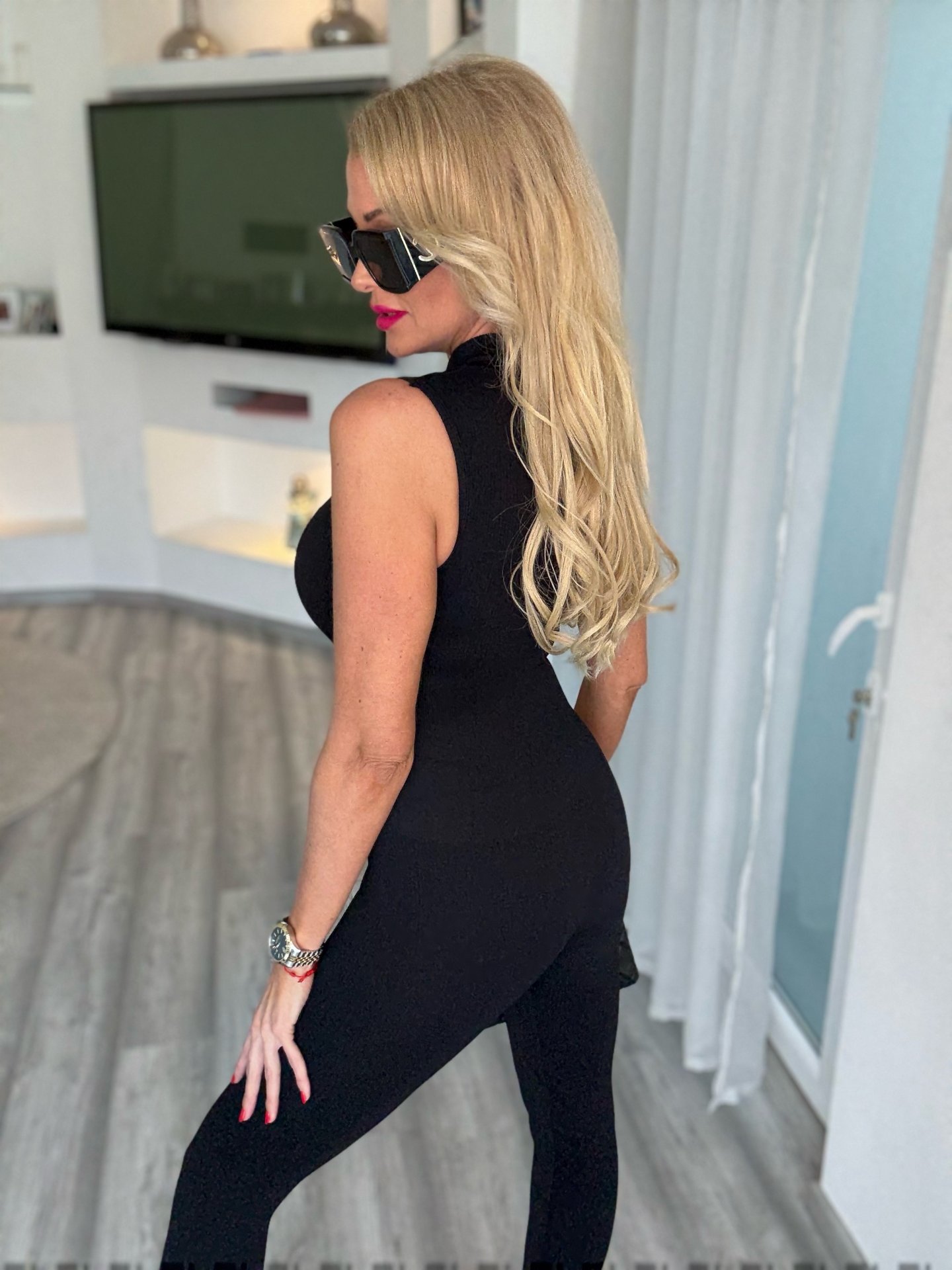 OTI ujj nélküli overal fekete 