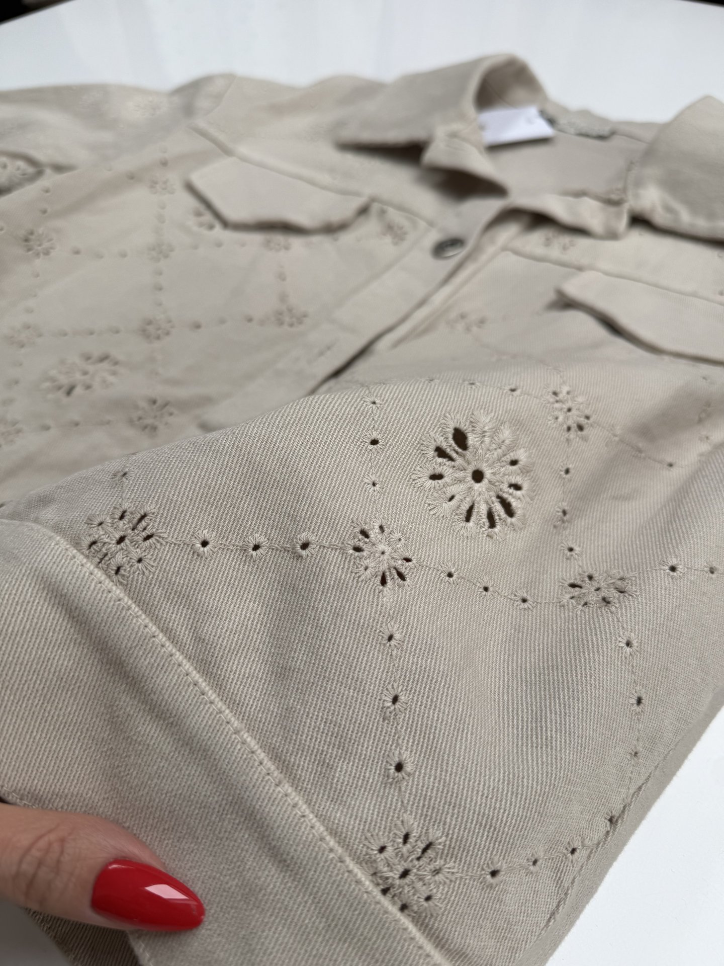 HÍMZETT farmer kabi bézs