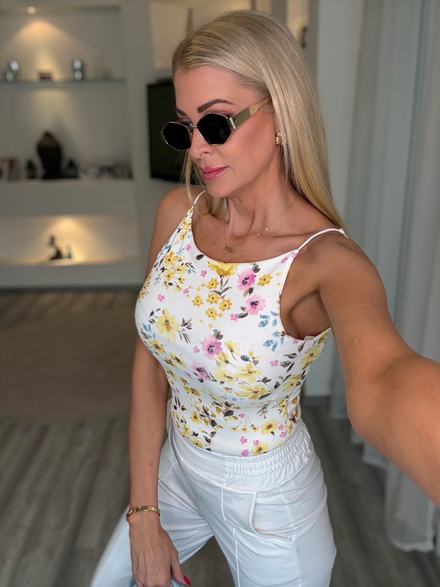 RIVA virágos felső sárga 