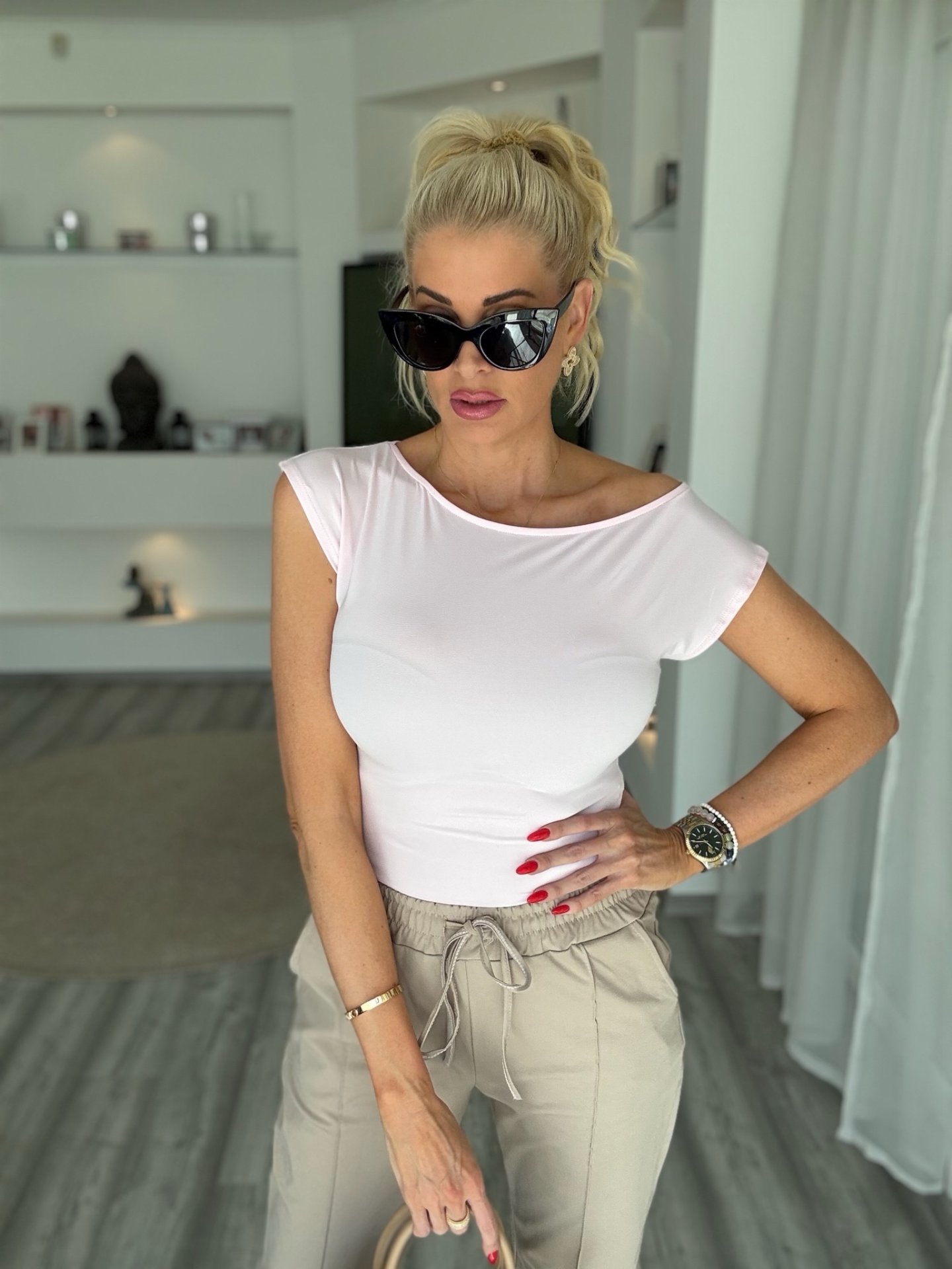 VIKI jegselyem felső púder 