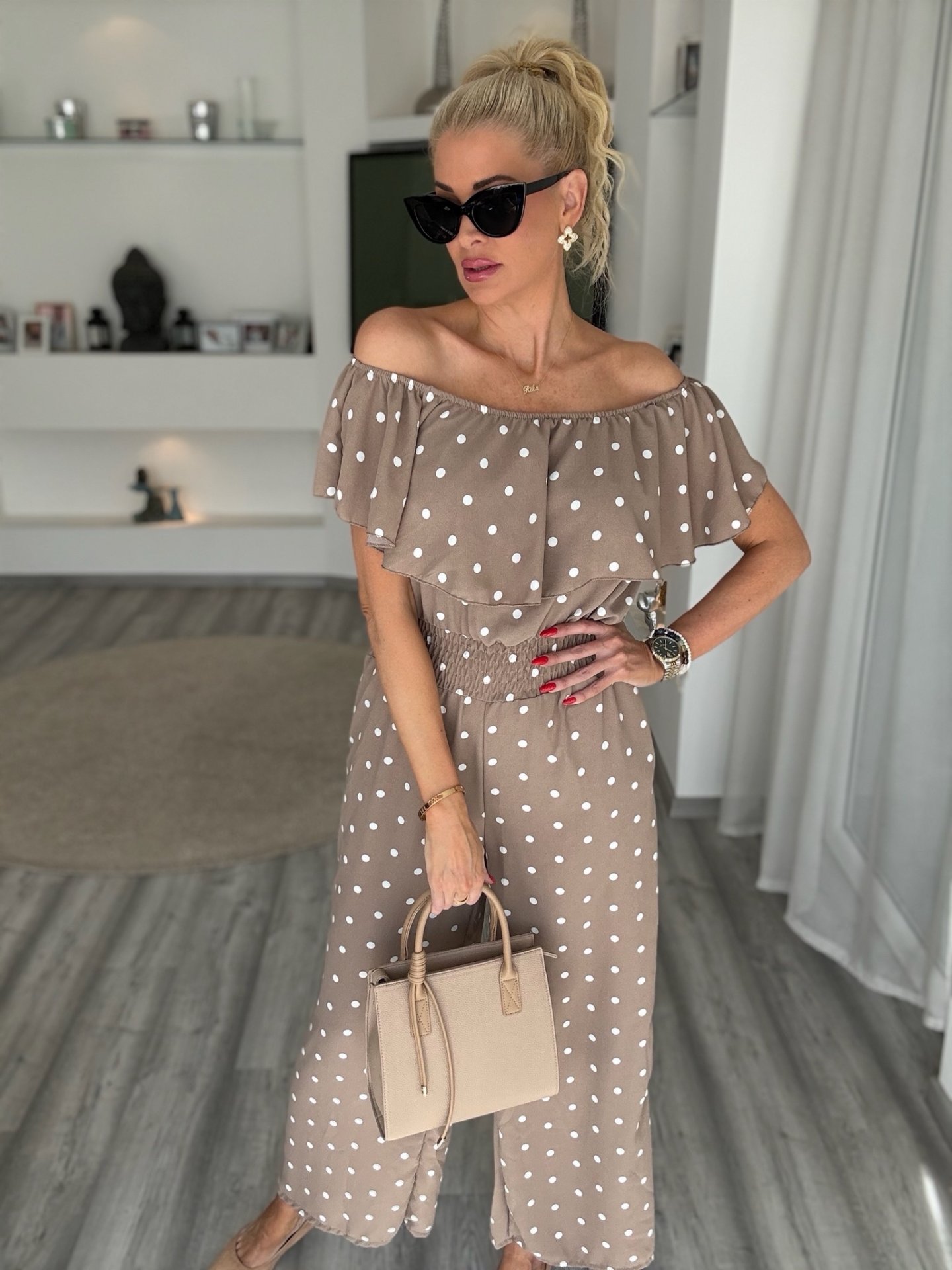 PÖTTYÖS overal barna