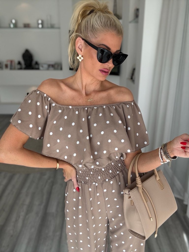 PÖTTYÖS overal barna