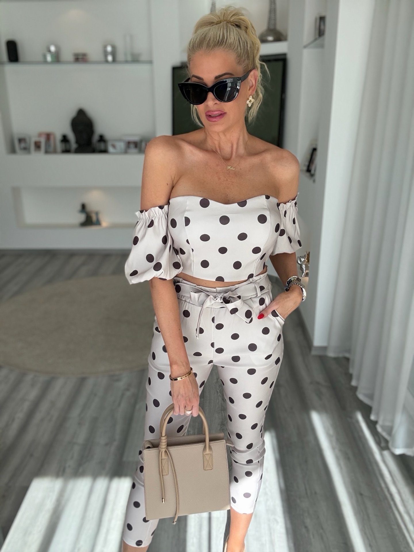 LILLA PÖTTYÖS 2 részes szett bézs 