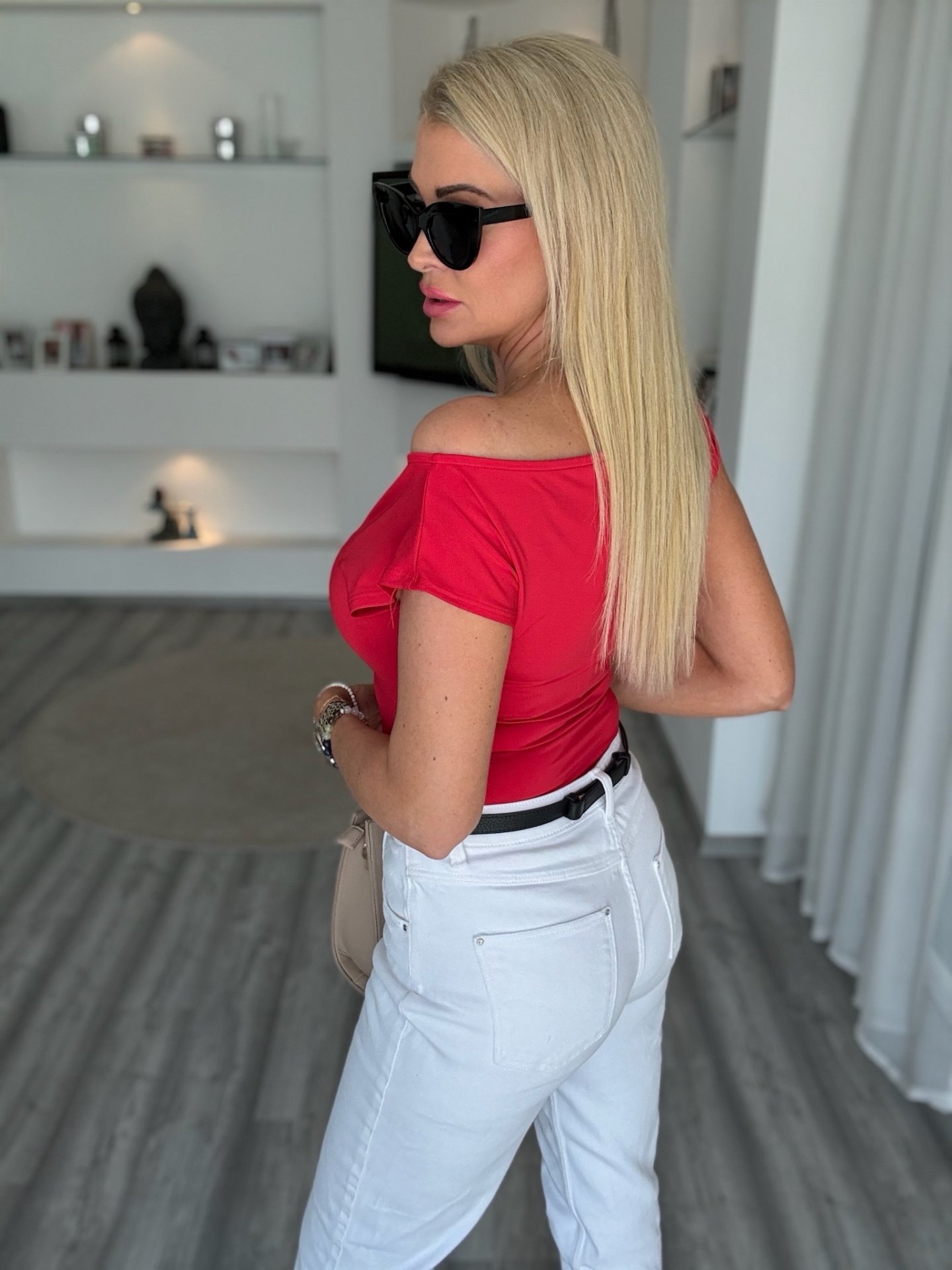 ÁLLÍTHATÓ bőr öv fekete