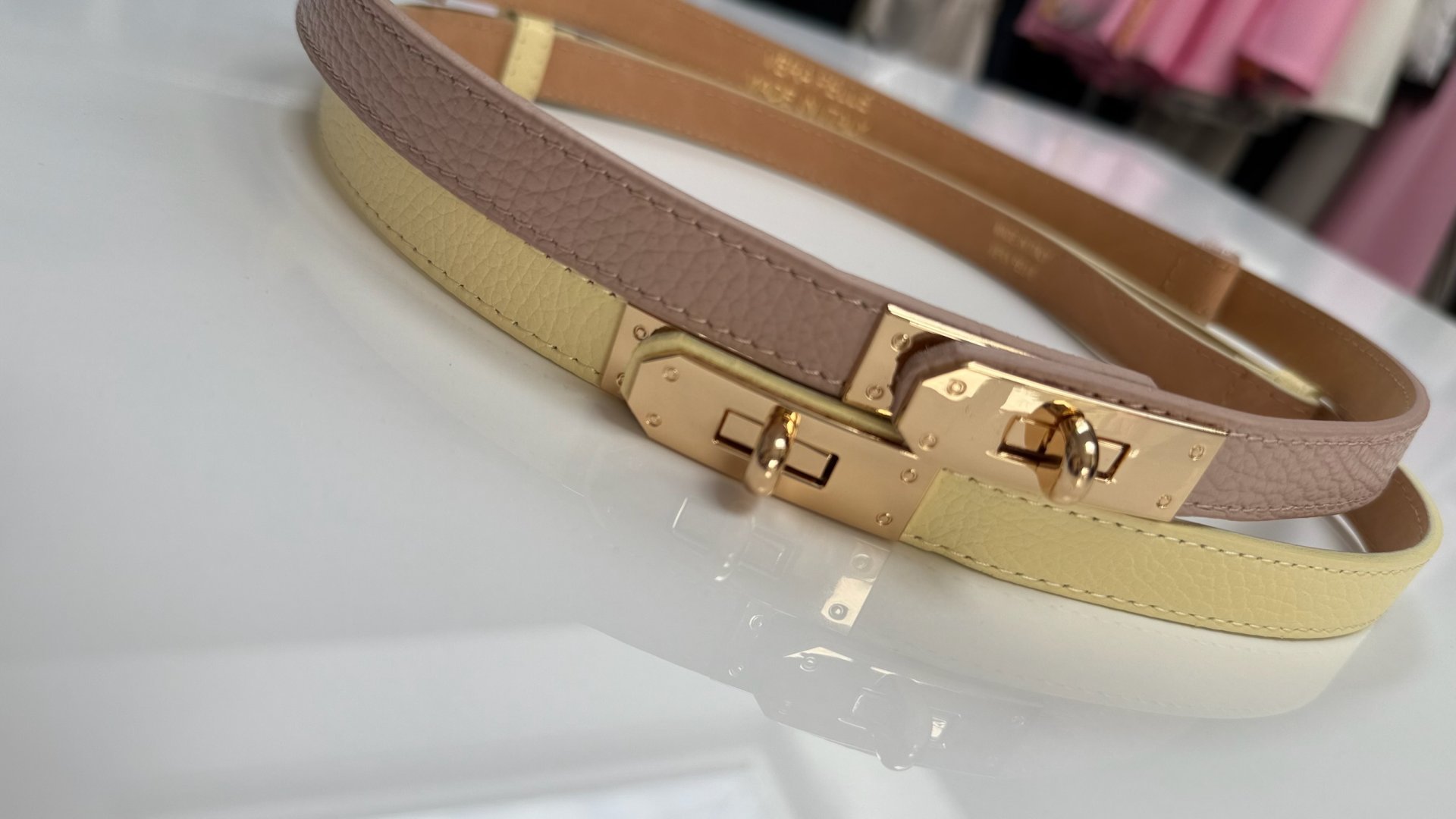 ÁLLÍTHATÓ bőr öv sárga