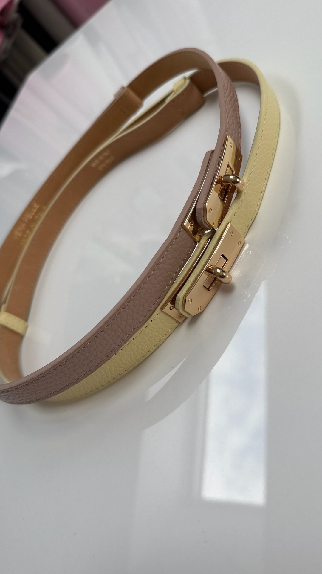 ÁLLÍTHATÓ bőr öv púder