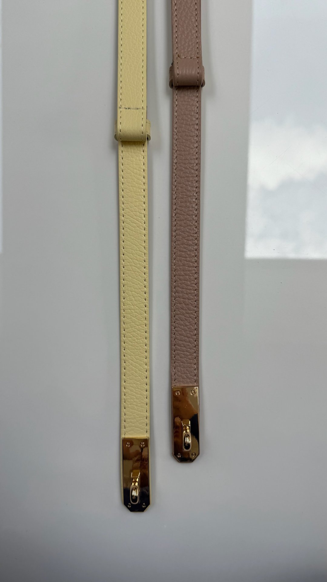 ÁLLÍTHATÓ bőr öv púder