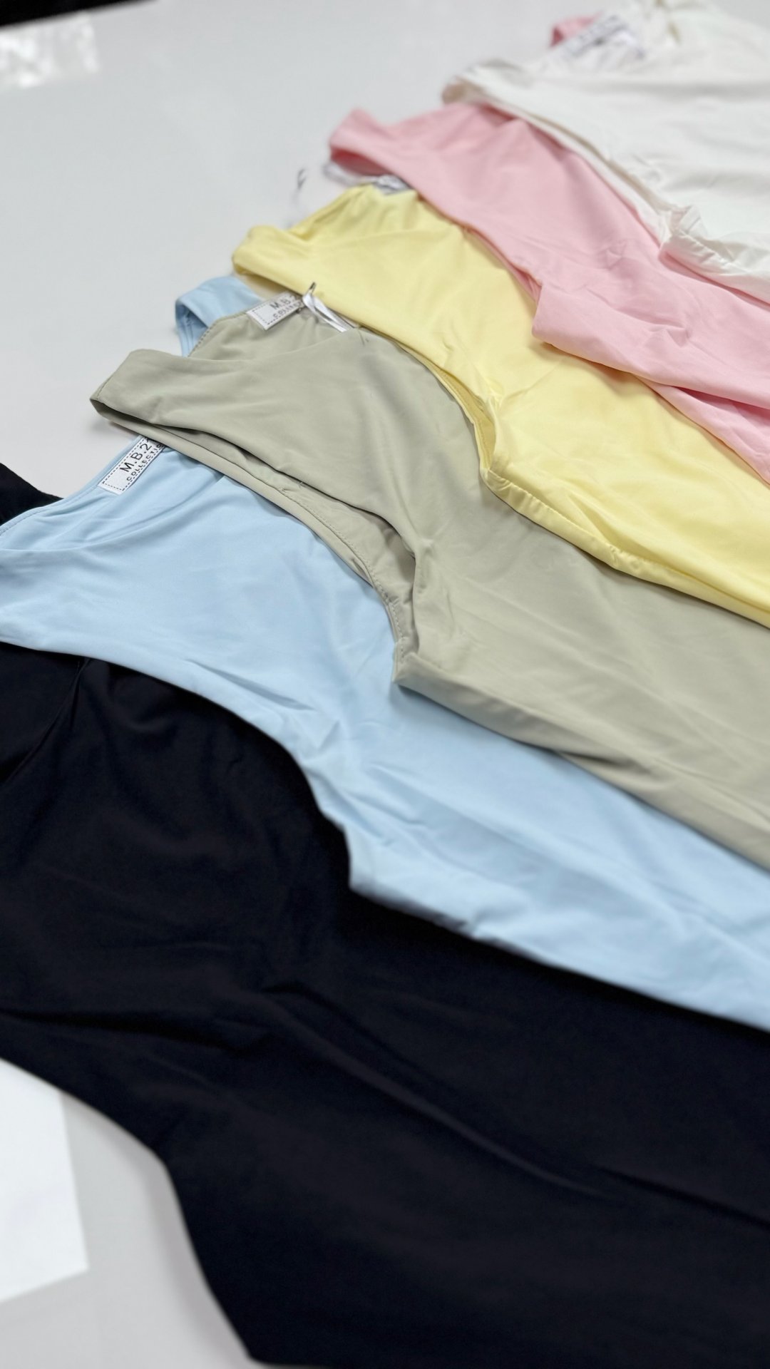 NORA crop top fehér  Z1145