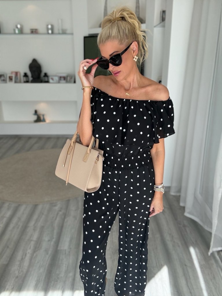 PÖTTYÖS overal fekete