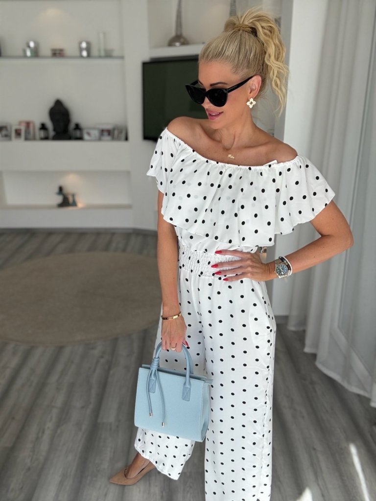 PÖTTYÖS overal fehér