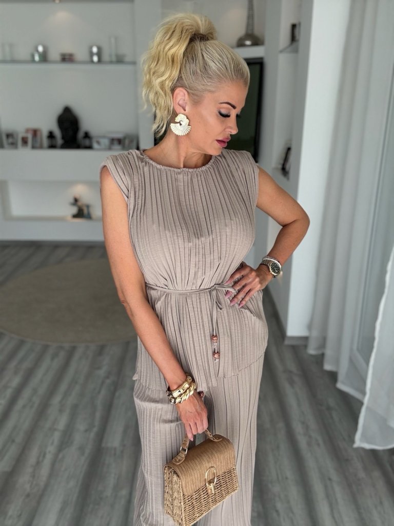 LAGUNA pliszírozott szett taupe