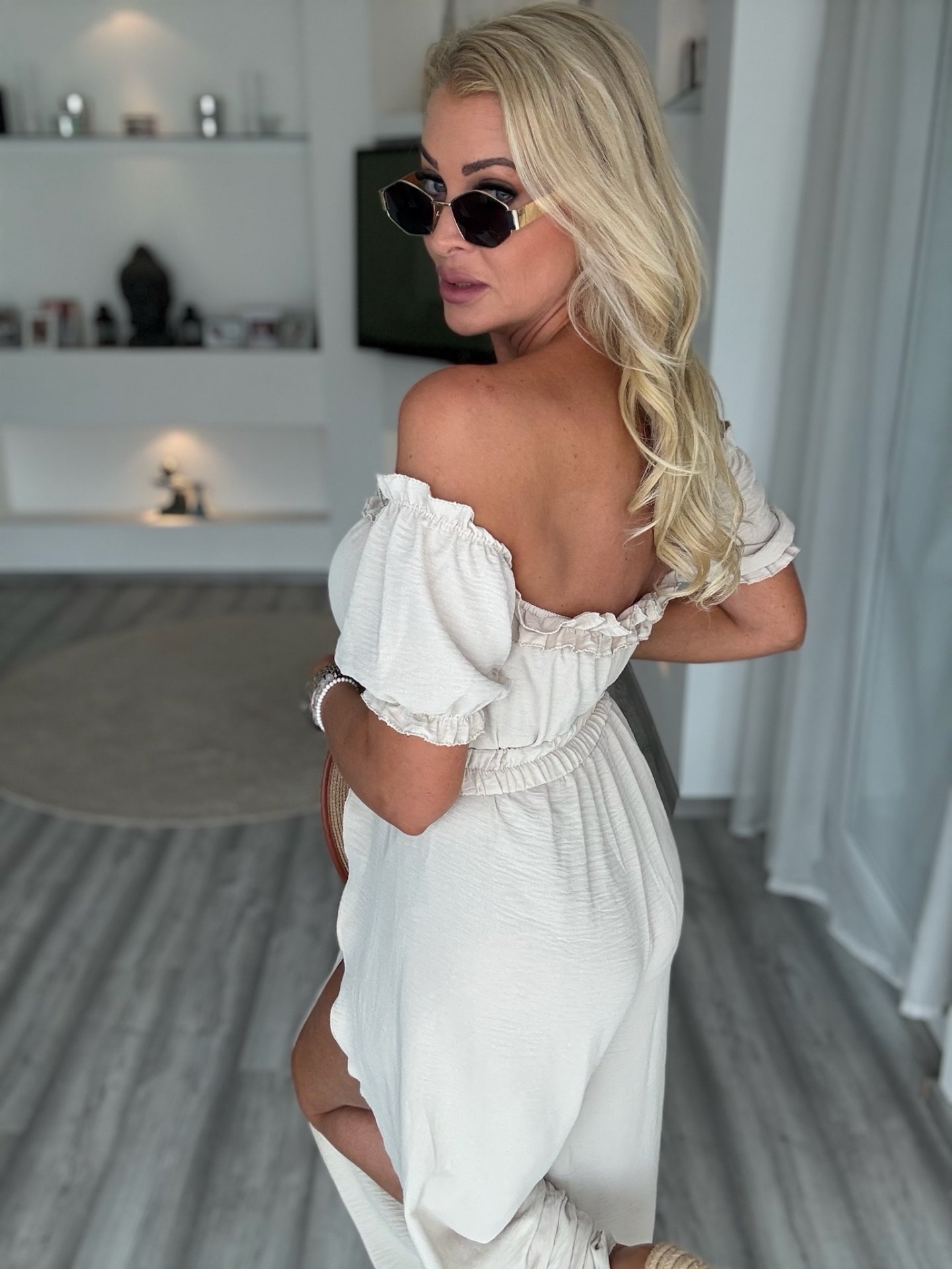 TIFFANY overal övvel bézs