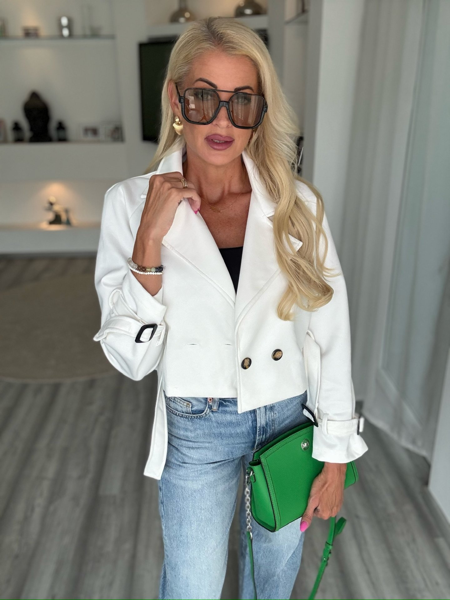 VOGUE velúr hatasú kabi tört fehér 