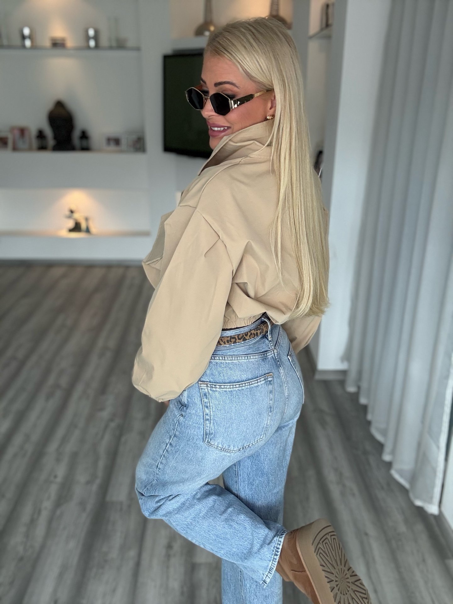 VICTORIA crop trench kabi camel