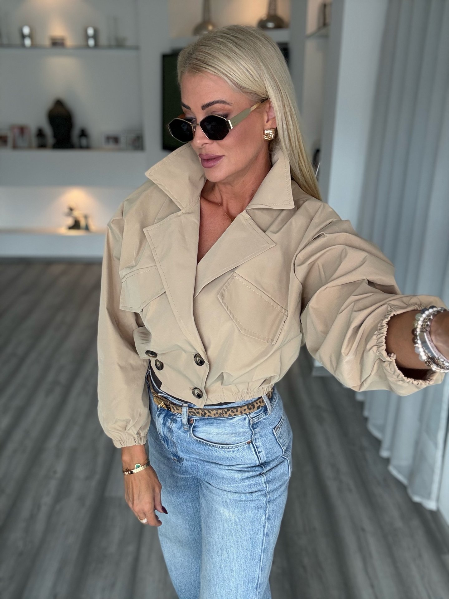 VICTORIA crop trench kabi camel